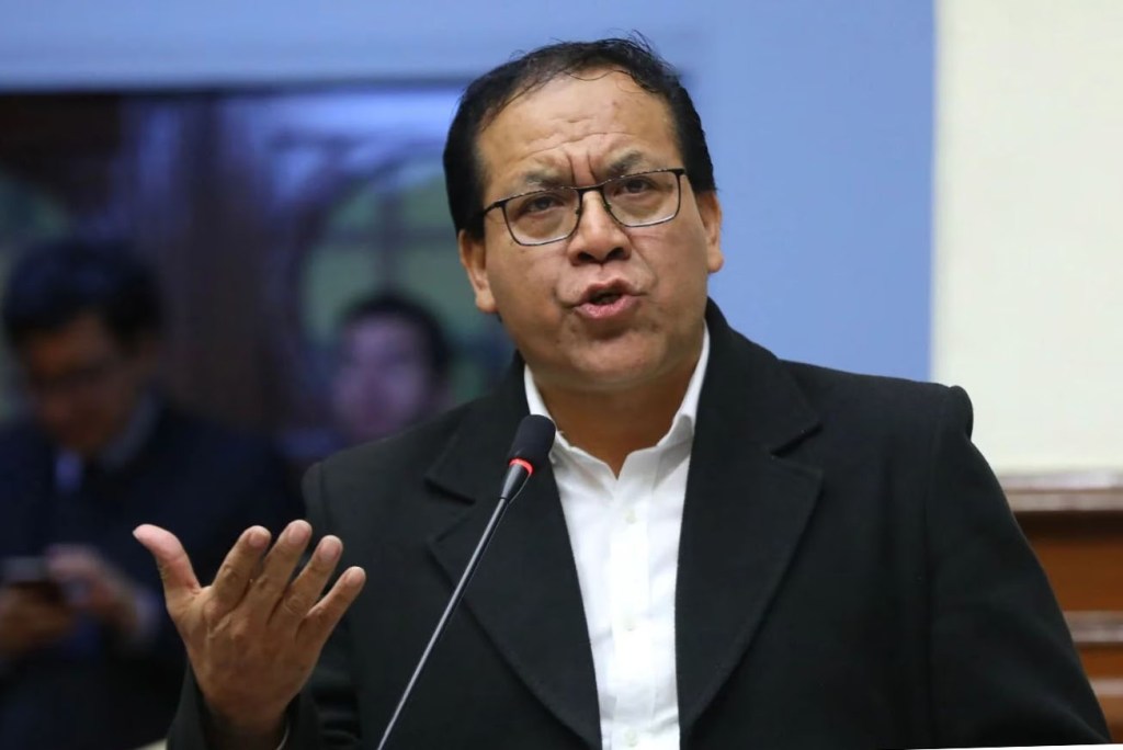 Sánchez bajo la lupa: El candidato es investigado por vínculos con sectores&nbsp;radicales