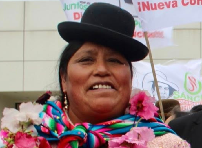 Brigida Curo, candidata a vicepresidenta junto a Roberto Sánchez, propuso modificar la constitución para que las mujeres tengan un ingreso&nbsp;económico