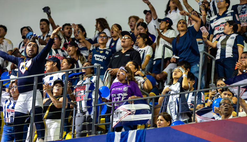 El vóley vive un auge histórico en Perú y crece la asistencia en los&nbsp;estadios